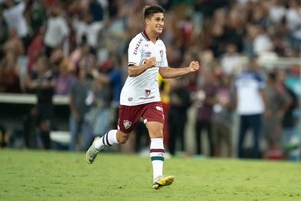Foto: (Jorge Rodrigues/AGIF) - Gabriel Pirani marcou o gol do título do Fluminense sobre o Flamengo na Taça Guanabara