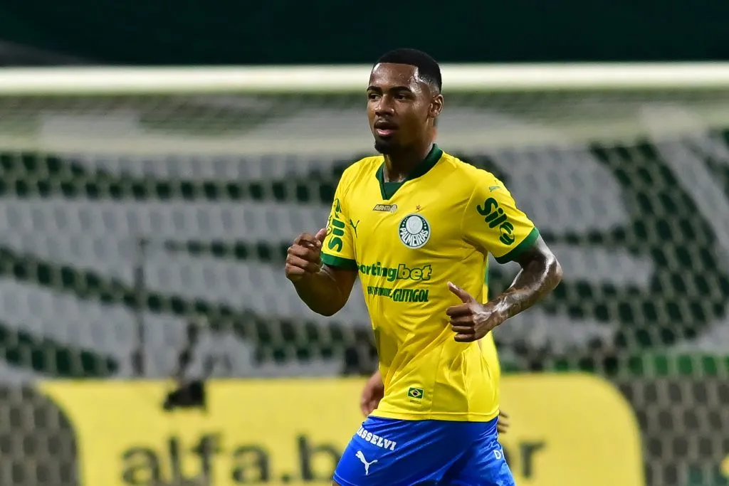 Allan durante partida pelo Palmeiras. Foto: Jota Erre/AGIF