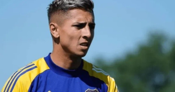 Foto: Reprodução/Instagram – Almendra tem contrato no Boca até metade de 2023 e não quer ficar na Argentina