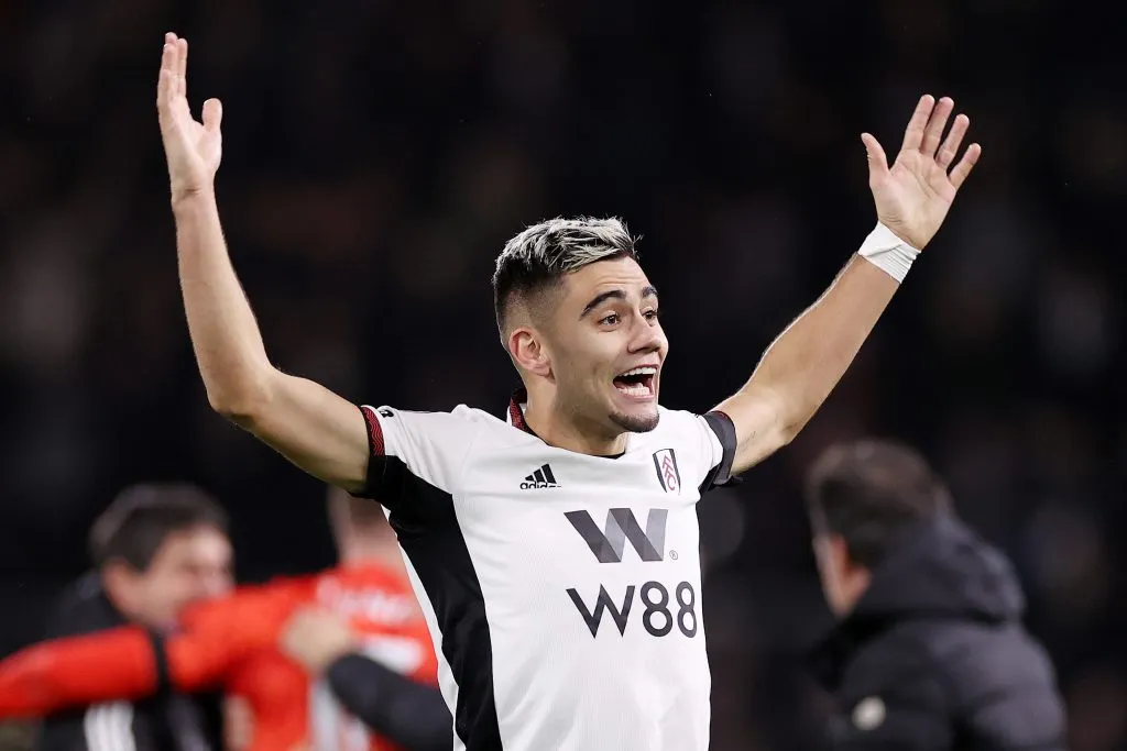 Andreas Pereira no Fulham - Foto: Ryan Pierse / Getty Images