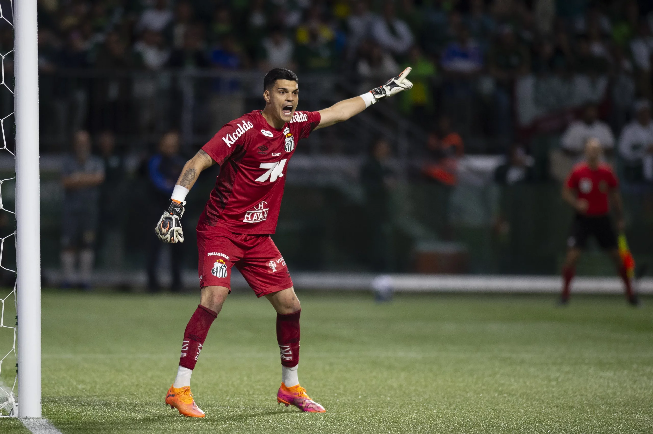 Brazão durante o clássico contra o Palmeiras. Foto: Anderson Romão/AGIF