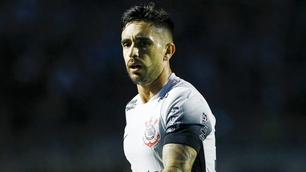 Coronado jogador do Corinthians durante partida contra o Portuguesa no estádio Pacaembu pelo campeonato Paulista 2025. Foto: Marco Miatelo/AGIF