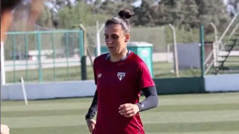 Darlene em treino do São Paulo