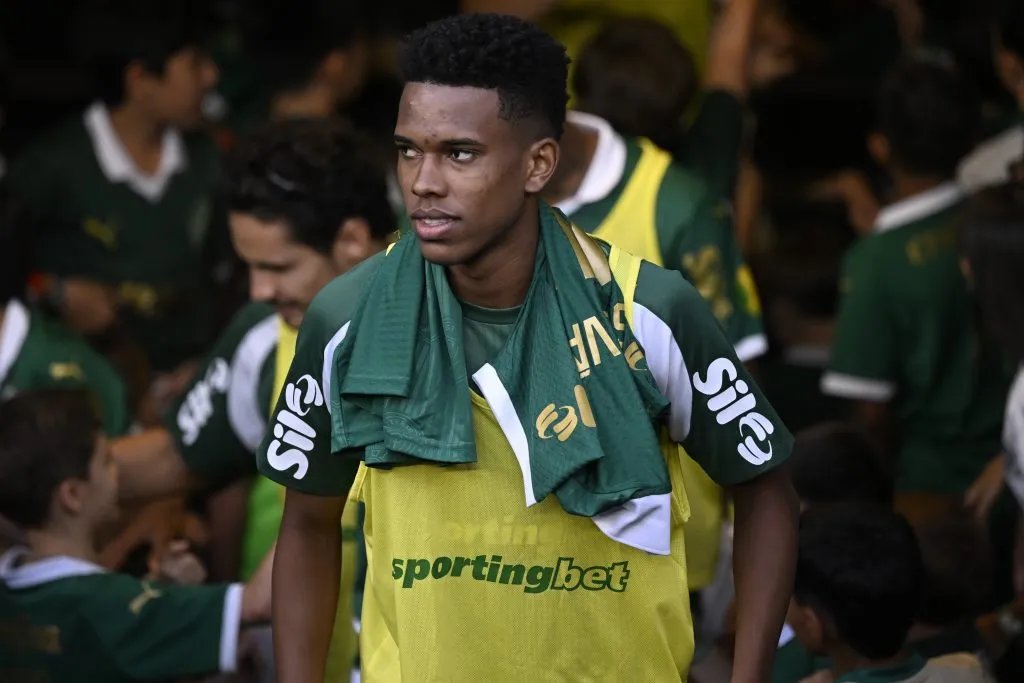 Estevão, do Palmeiras, contra o Água Santa pelo Campeonato Paulista 2025. Mateus Bonomi / AGIF