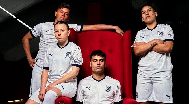 Foto: Reprodução Independiente - Nova camisa do Independiente. 