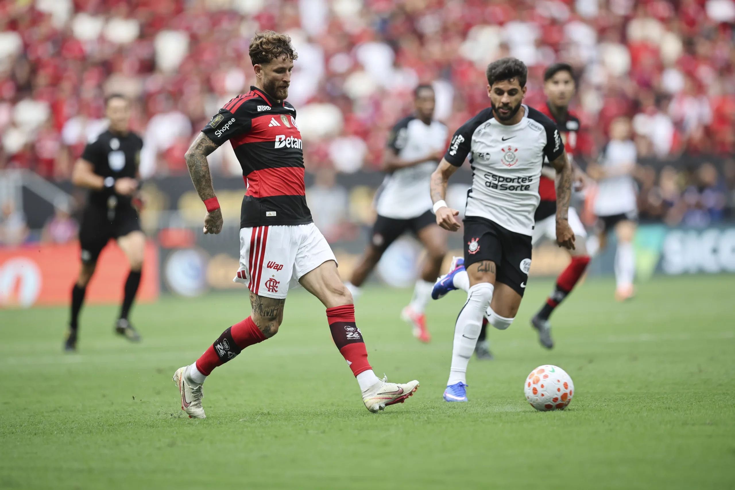 Flamengo perdeu a Supercopa para o Corinthians. Foto: Mateus Bonomi/AGIF