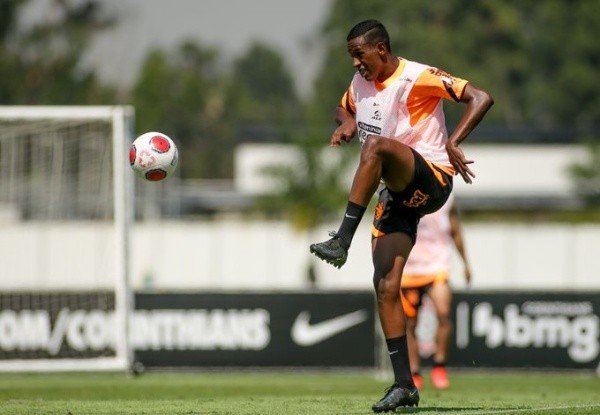Foto: Rodrigo Coca / Ag. Corinthians – Robert Renan tem dois jogos como profissional