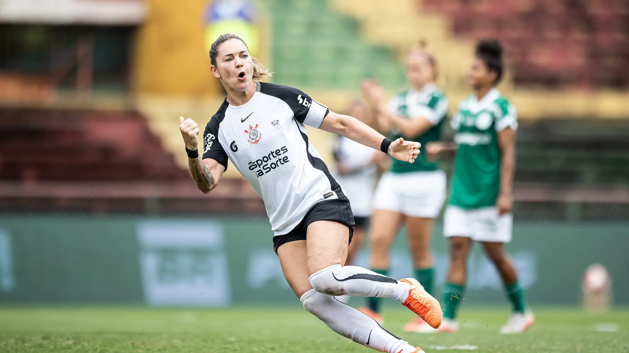 Gabi Zanoti, meia do Corinthians, em final do Paulistão Feminino