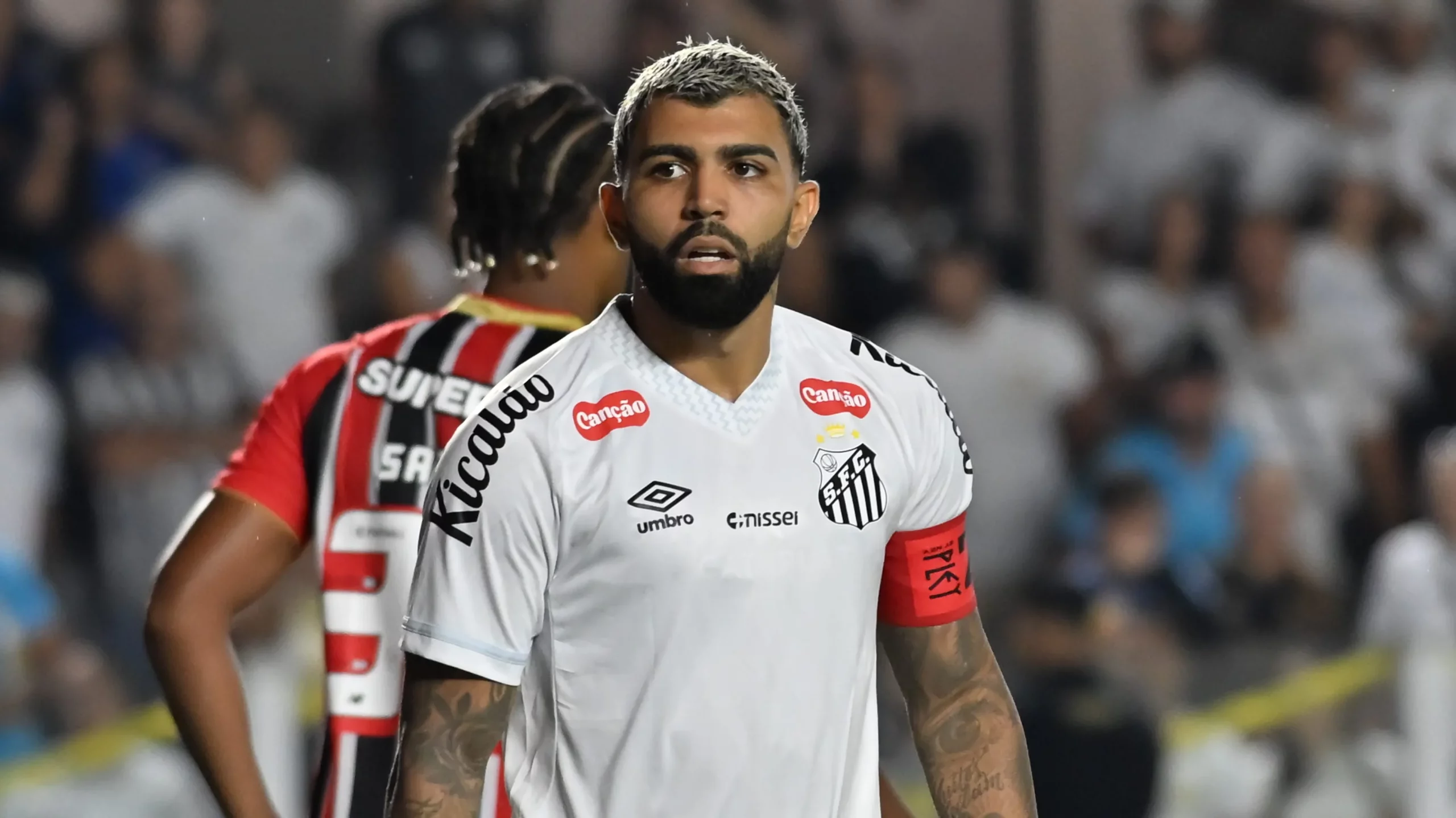 Gabigol jogador do Santos durante partida contra o Sao Paulo no estadio Vila Belmiro pelo campeonato Brasileiro A 2026. Foto: Jota Erre/AGIF