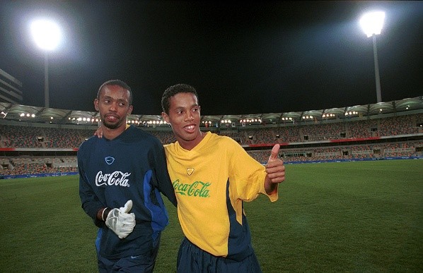 Darren England/ALLSPORT/Getty Images