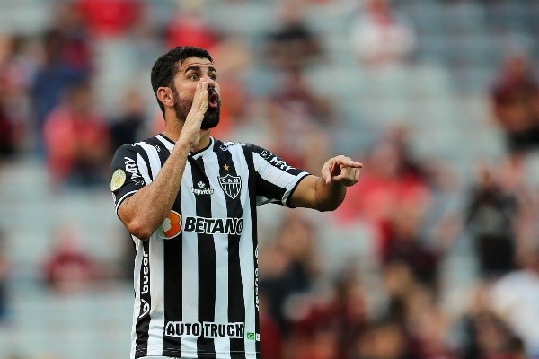 Foto:Heuler Andrey/Getty Images     Diego Costa pediu alguns dias para analisar a proposta do Corinthians