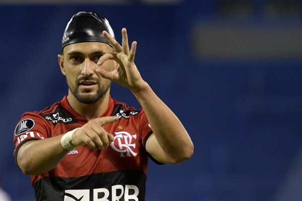 Foto:Juan Mabromata – Pool/Getty Images – Meia rubro-negro está se recuperando de lesão na coxa para jogar final da Libertadores