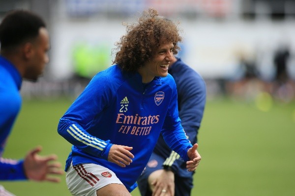 Apesar de mobilização da torcida, presidente do Corinthians, Duilio Monteiro, nega contratação de David Luiz. (Foto: Getty Images)