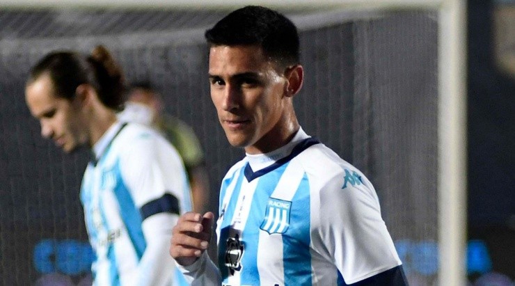  (Photo by Andres Larrovere-Pool/Getty Images) - Rojas é um nome que agrada os torcedores do Santos.