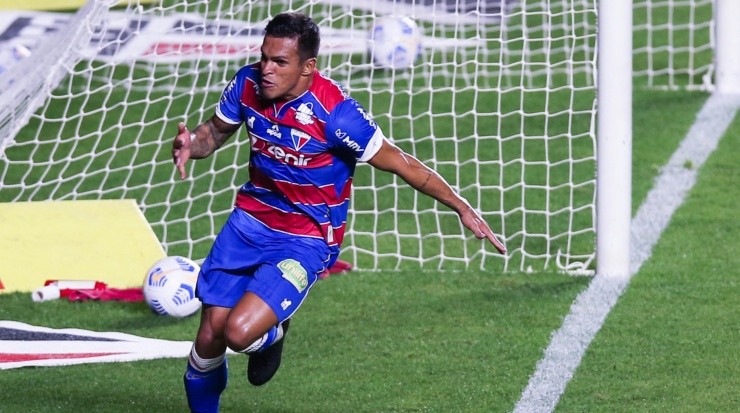 Robson marcou o gol da vitória do Fortaleza sobre o Palmeiras (Foto: Getty Images)