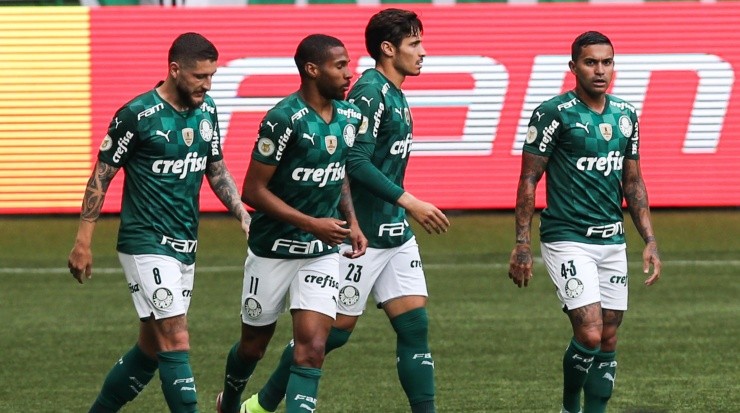 Comemoração dos jogadores do Palmeiras (Foto: Getty Images)