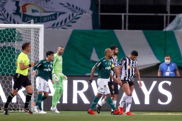 Palmeiras x Atlético-MG em campo. (Foto: Getty Images)