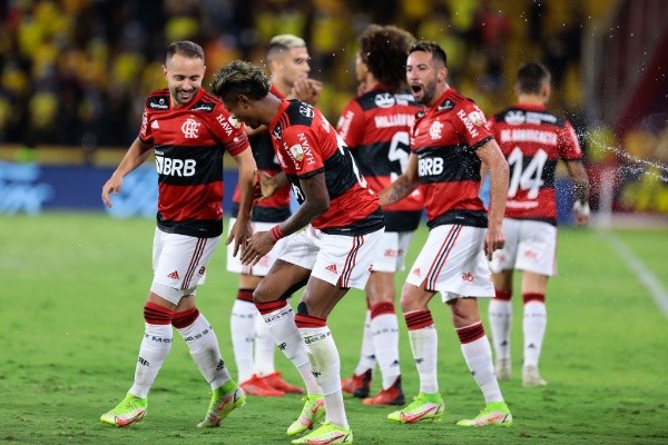 Bruno Henrique comemorando gol. (Foto: Getty Images)