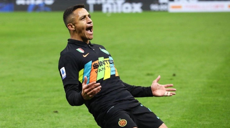 Aléxis Sanchez não será jogador do Flamengo. Foto:Marco Luzzani/Getty Images