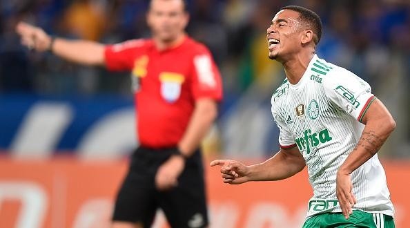 Foto: Pedro Vilela/Getty Images - Gabriel Jesus foi revelado pelo Palmeiras