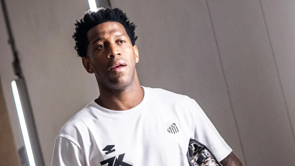 Gil tomou decisão importante no Santos – Fotos: Raul Baretta/ Santos FC.