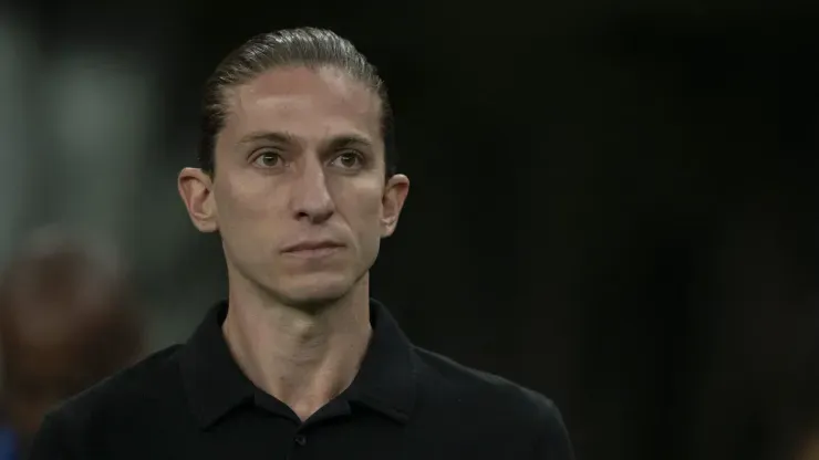 Filipe Luís, treinador do Flamengo – Foto: Jorge Rodrigues/AGIF