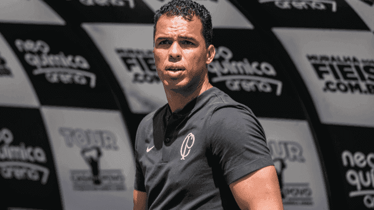 Foto: Robson Mafra/AGIF - João Gomes