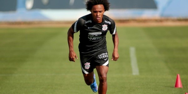 Camisa 10 já está regularizado no BID e pode atuar pelo Timão (Foto: Rodrigo Coca / Ag. Corinthians)