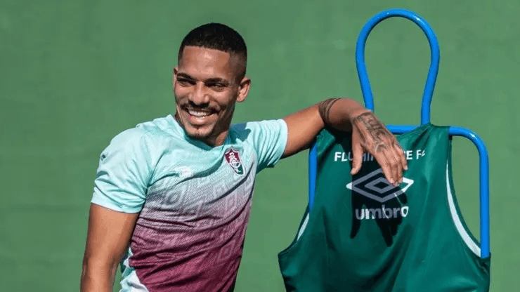 FOTO: LUCAS MERÇON / FLUMINENSE F.C. / DIVULGAÇÃO 