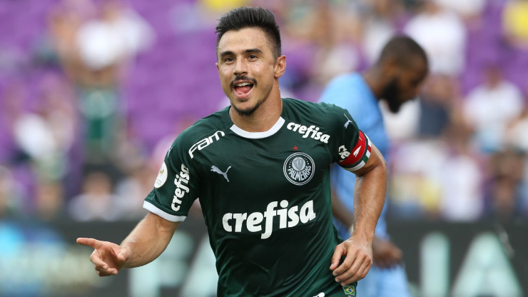 Willian foi capitão no Palmeiras em algumas partidas (Foto: site oficial do Palmeiras)