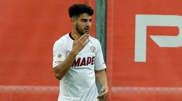 (Photo by Gustavo Ortiz/Jam Media/Getty Images) – José Manuel López vem se destacando no Lanús e pode reforçar Palmeiras na temporada