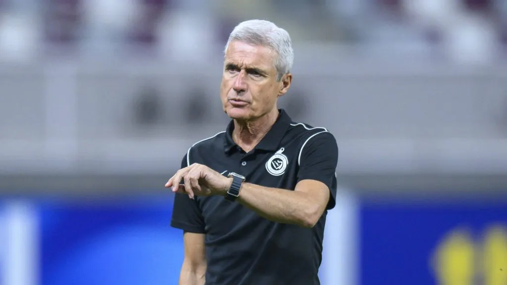 Luís Castro estava no Al-Nassr – Foto: IMAGO/NurPhoto.