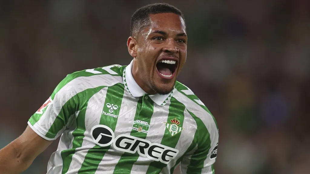 Vitor Roque