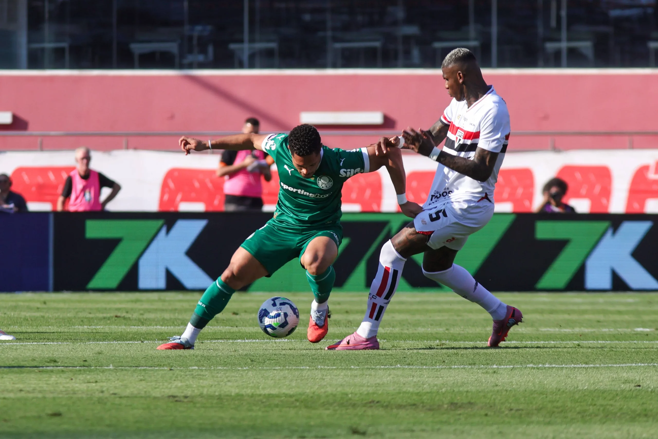 São Paulo e Palmeiras disputarão, no próximo sábado (21), mais um Choque-Rei recheado de tensão – Foto: IMAGO / Fotoarena