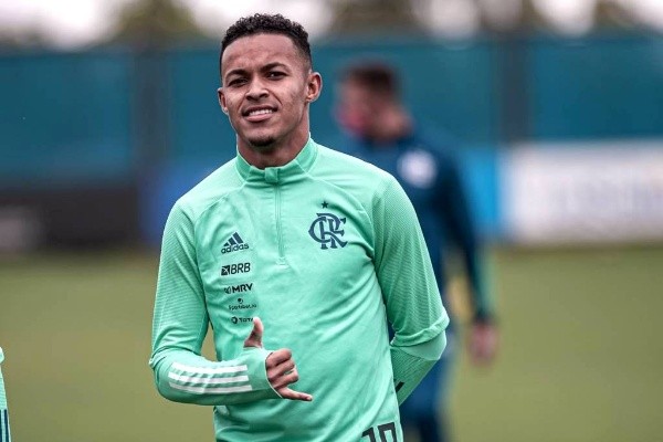 Foto: Alexandre Vidal/CRF – Lázaro foi bastante elogiado por Paulo Sousa e deverá ter chance no Flamengo em 2022