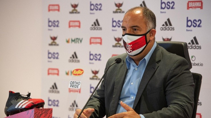 Marcos Braz tem o interesse na contratação do meio-campista Oscar. Foto: Alexandre Vidal/ Flamengo