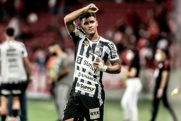 Foto: Ivan Storti/Santos FC - Os empresário estão dificultando as negociações por acreditar que o jogador tem mercado na Europa