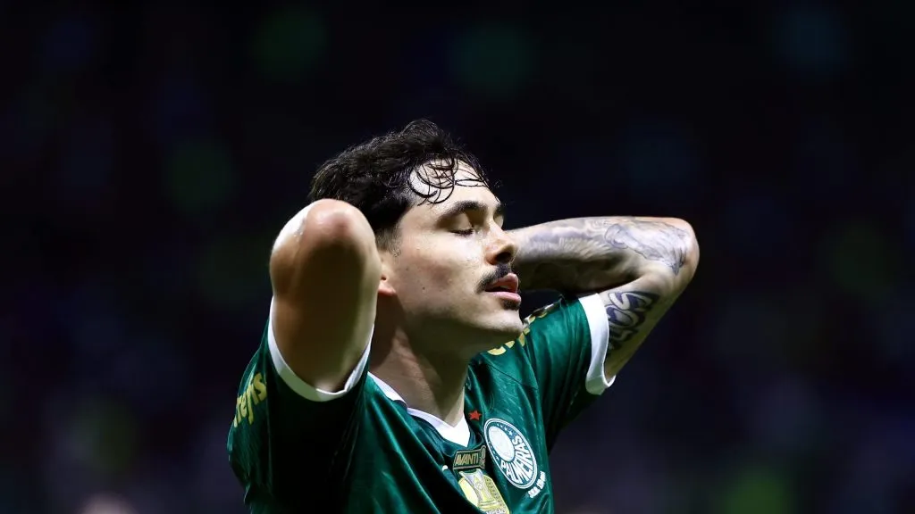 Maurício jogador do Palmeiras lamenta durante partida contra o Grêmio, Marcello Zambrana/AGIF