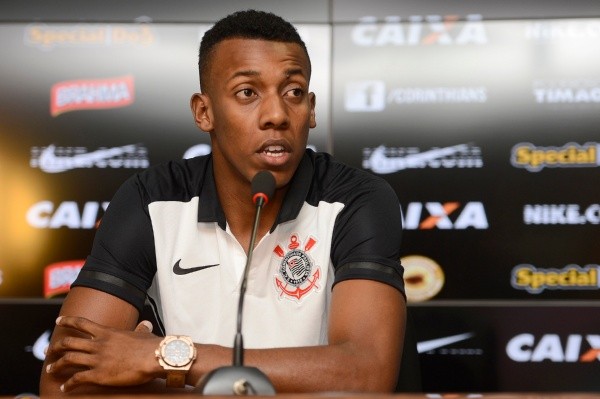 Moisés – com a camisa do Corinthians em 2016 / Foto: Mauro Horita/AGIF