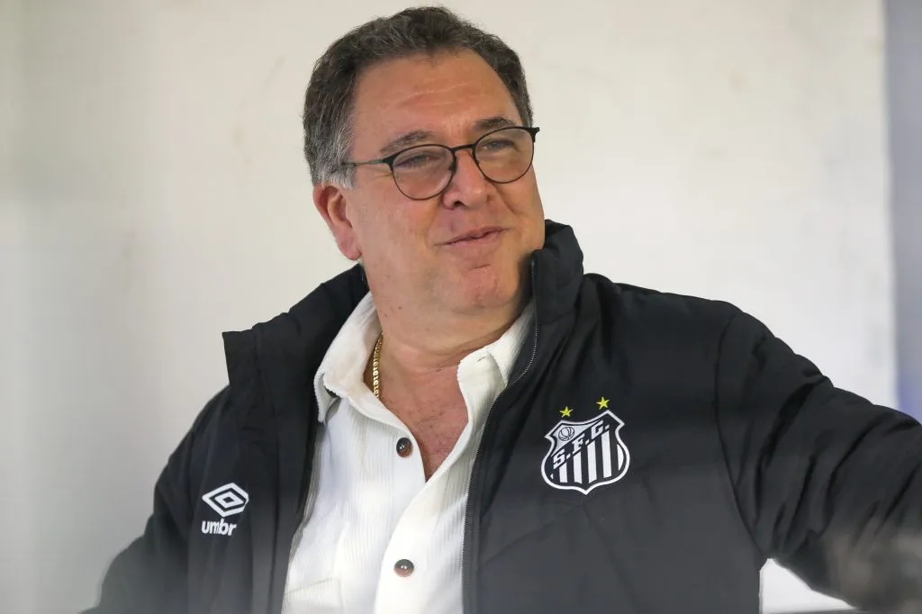 SP – SANTOS – 15/07/2024 – BRASILEIRO B 2024, SANTOS X ITUANO – Marcelo Teixeira presidente do Santos durante partida contra o Ituano no estadio Vila Belmiro pelo campeonato Brasileiro B 2024. Foto: Reinaldo Campos/AGIF
