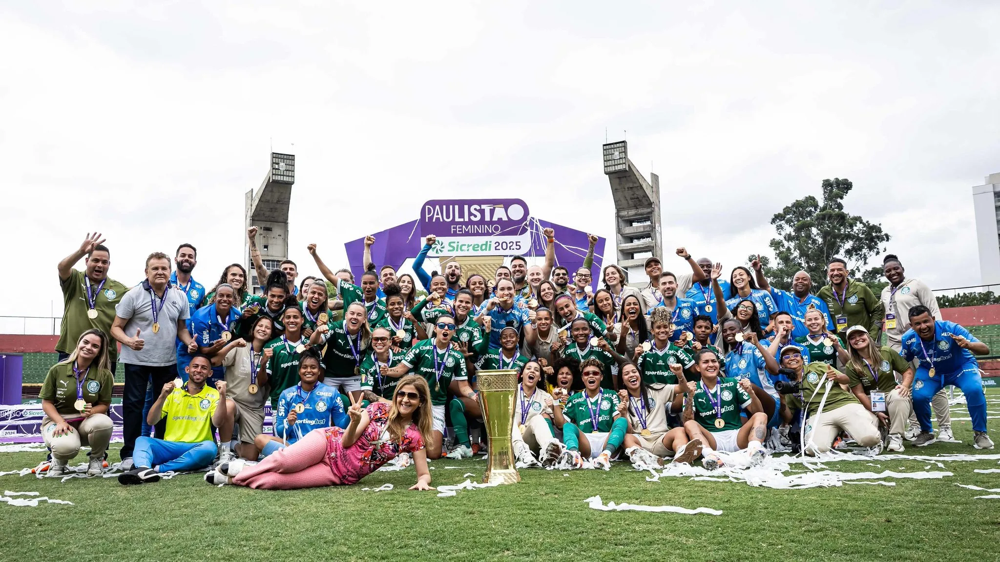 Time feminino do Palmeiras celebra título no Paulistão