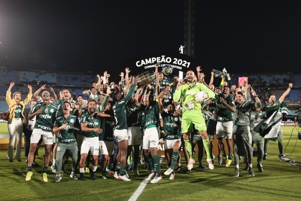 Ettore Chiereguini/AGIF – Elenco do Palmeiras Campeão da Libertadores 2021