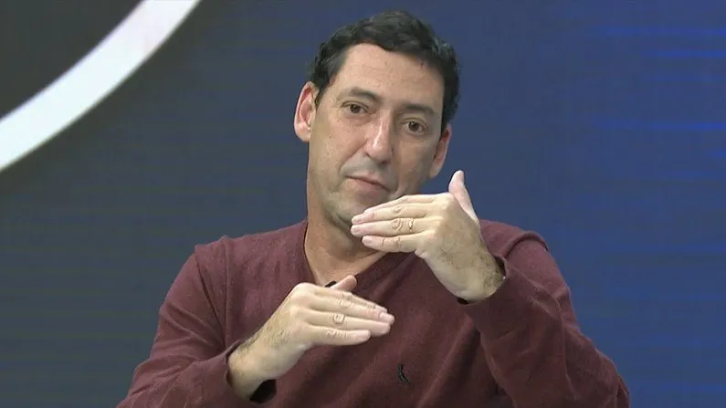 PVC projetou o Fla-Flu deste domingo (16) – Foto: Reprodução/SporTV.