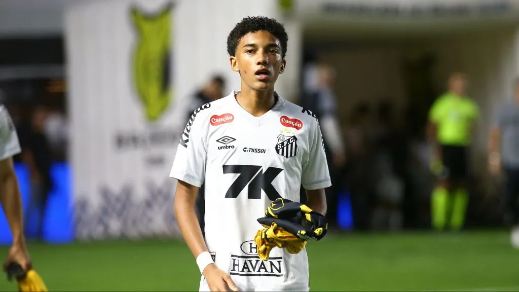 Diretoria do Santos quer que Robinho Júnior ganhe mais chance entre os titulares – Foto: Mauricio De Souza/AGIF