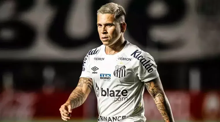 Foto: Ettore Chiereguini/AGIF – Soteldo é um dos destaques do Santos