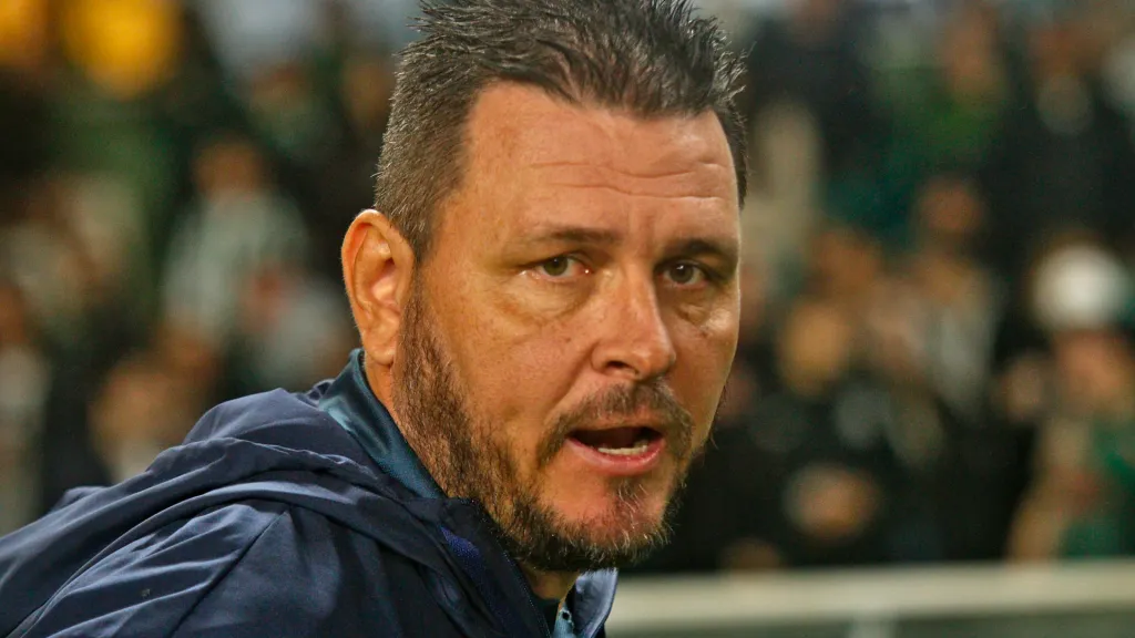 Thiago Kosloski comandará o Grêmio. Foto: Gabriel Machado/AGIF