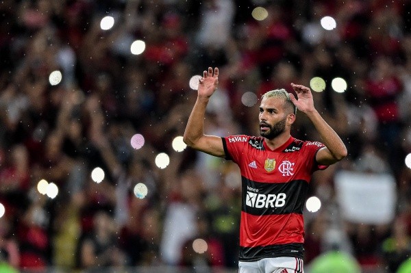 Thiago Maia foi comprado pelo Flamengo (Foto: Thiago Ribeiro/AGIF)