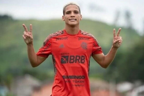 Foto: Alexandre Vidal/CRF – Thiaguinho não teve chances no Flamengo e será emprestado a clube de Houston, nos EUA