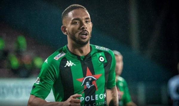 Foto: Divulgação/Cercle Brugge – Vitinho estaria acenando positivamentre para uma volta ao Brasil após várias temporadas na Bélgica