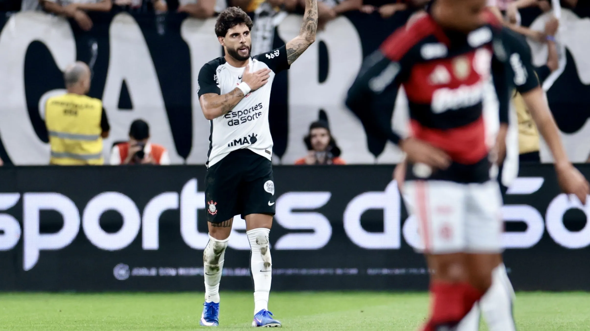 Yuri Alberto jogador do Corinthians comemora seu gol durante partida contra o Flamengo no estadio Arena Corinthians pelo campeonato Brasileiro A 2026. Foto: Marcello Zambrana/AGIF